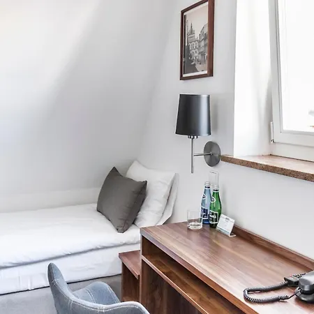 Liberum Old Town Aparthotel 3*