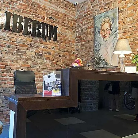 アパートホテル Liberum Old Town