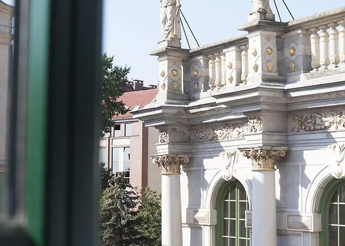 Liberum Old Town Apartahotel